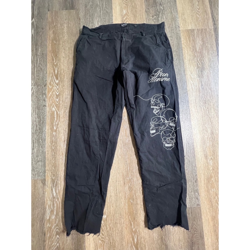 BoohooMAN Pants Mens 34 Black Good Skull Graphic Raw Hem Pour Homme Trousers